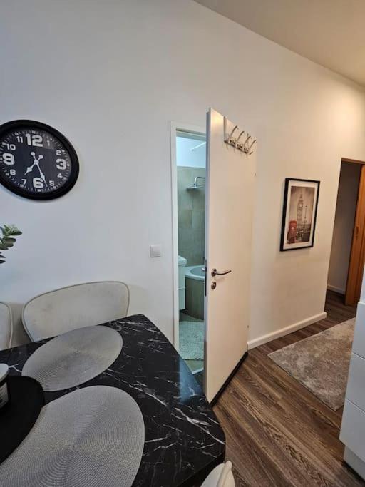 Affordable Suite In Vienna'S Hotpoint Luaran gambar